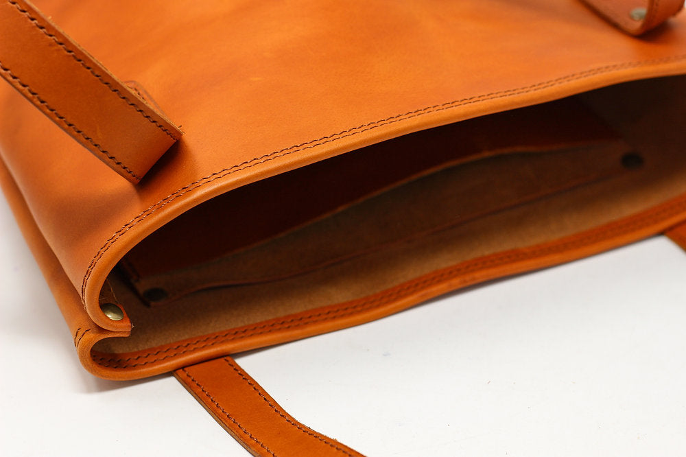 Single Panel Leather Tote Bag - Olmo Minerva