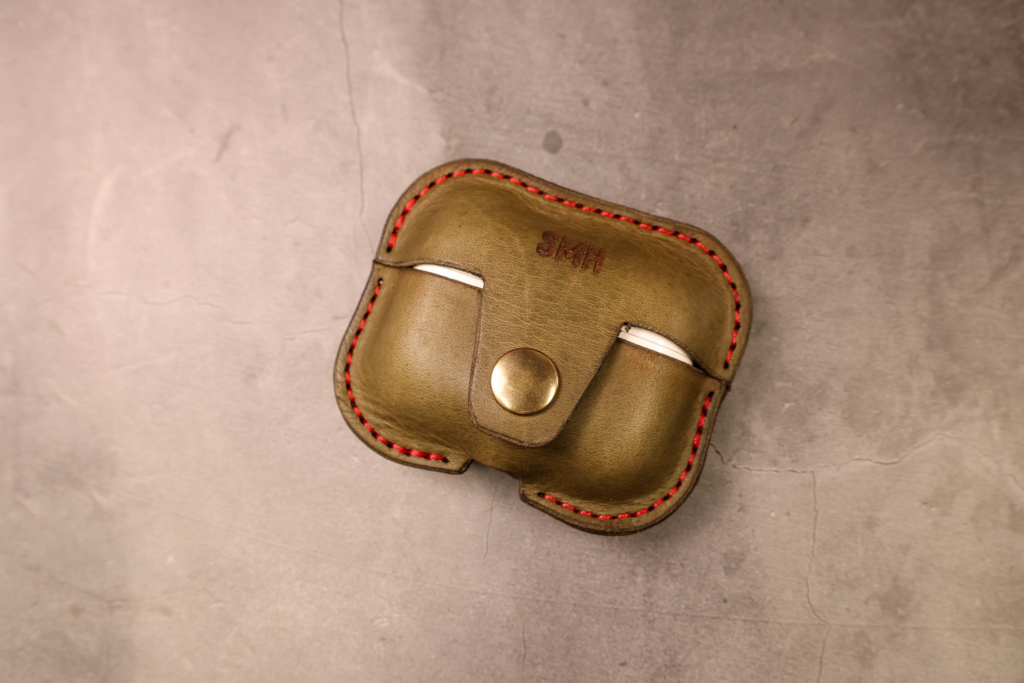 Leather AirPods Case - Grey Minerva