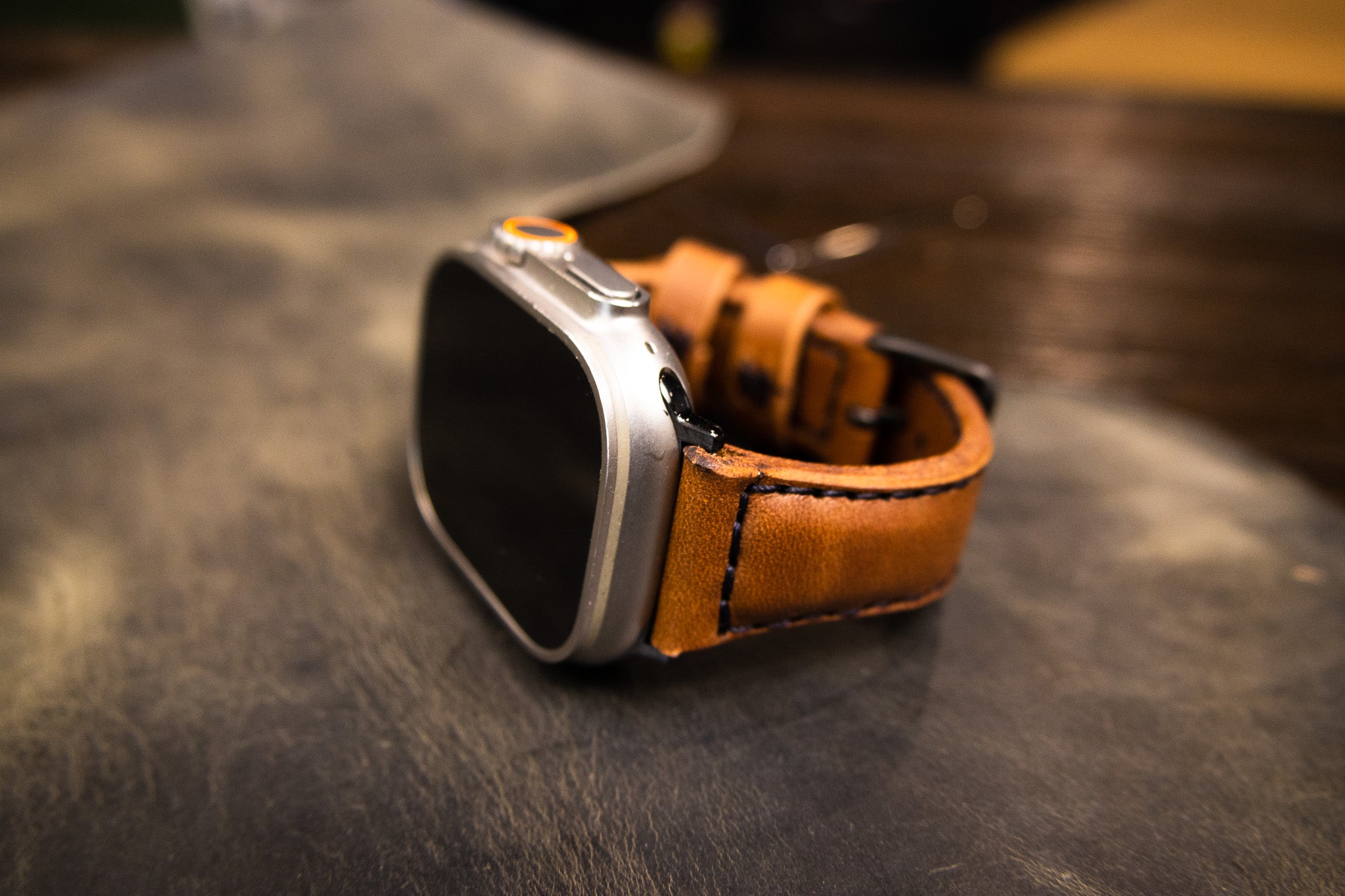 Classic Leather Apple Watch Band - Walnut Minerva