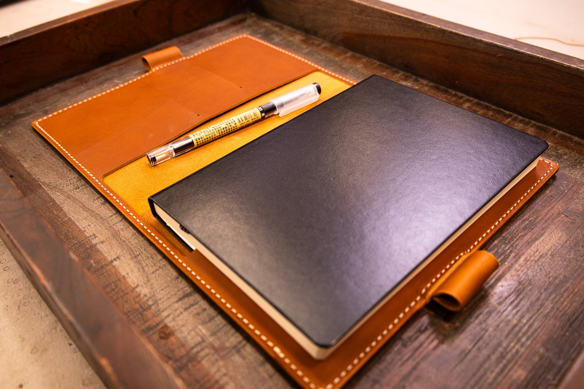 LEUCHTTURM1917 A5 Leather Notebook Cover Set - Olmo Minerva