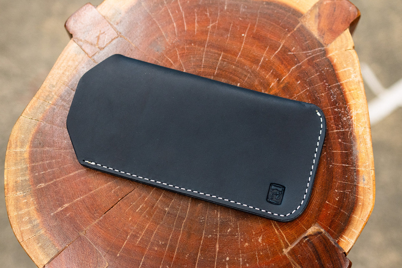 Leather Sunglass Sleeve - Navy Blue Balmoral