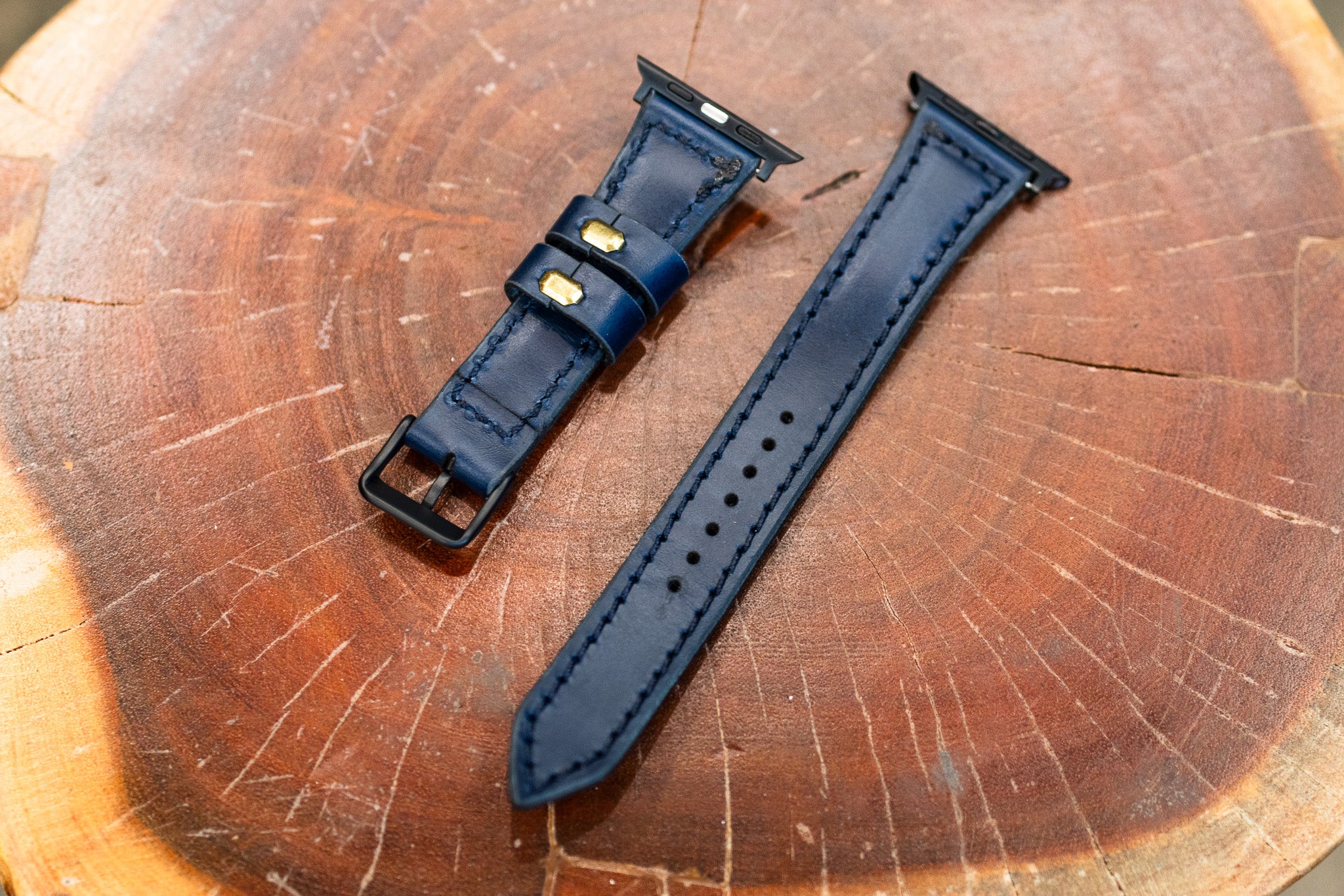 Classic Leather Apple Watch Band - Navy Blue Balmoral