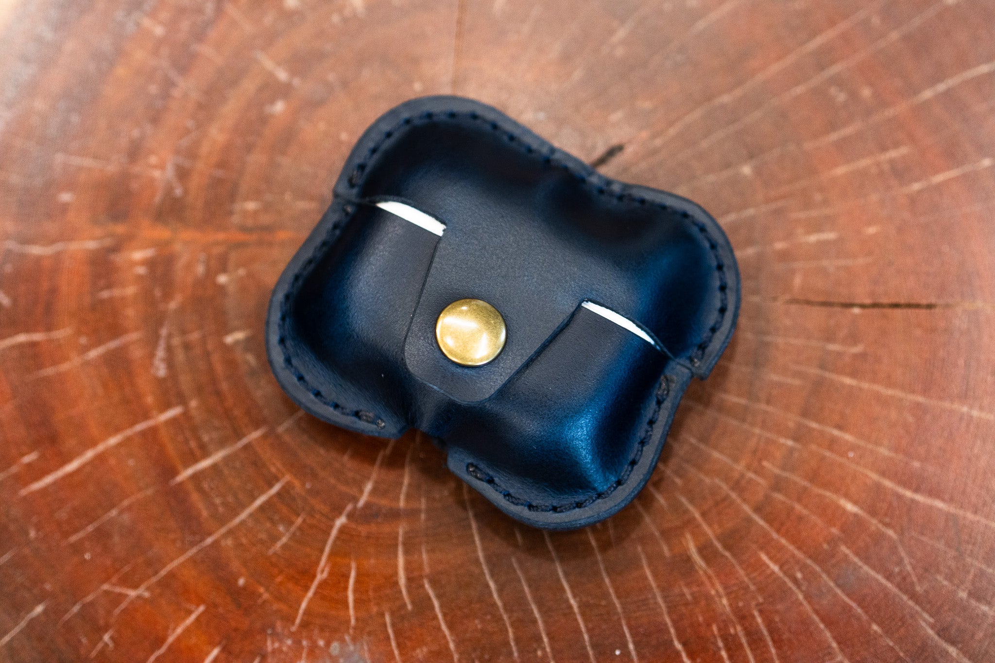 Leather AirPods Case - Navy Blue Balmoral