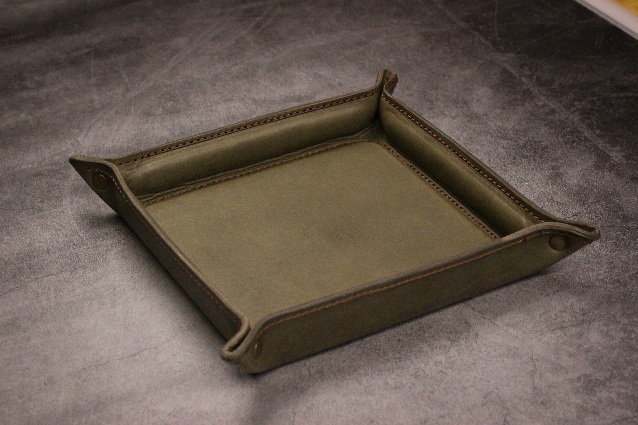 Luxury Leather Valet Tray - Grey Minerva