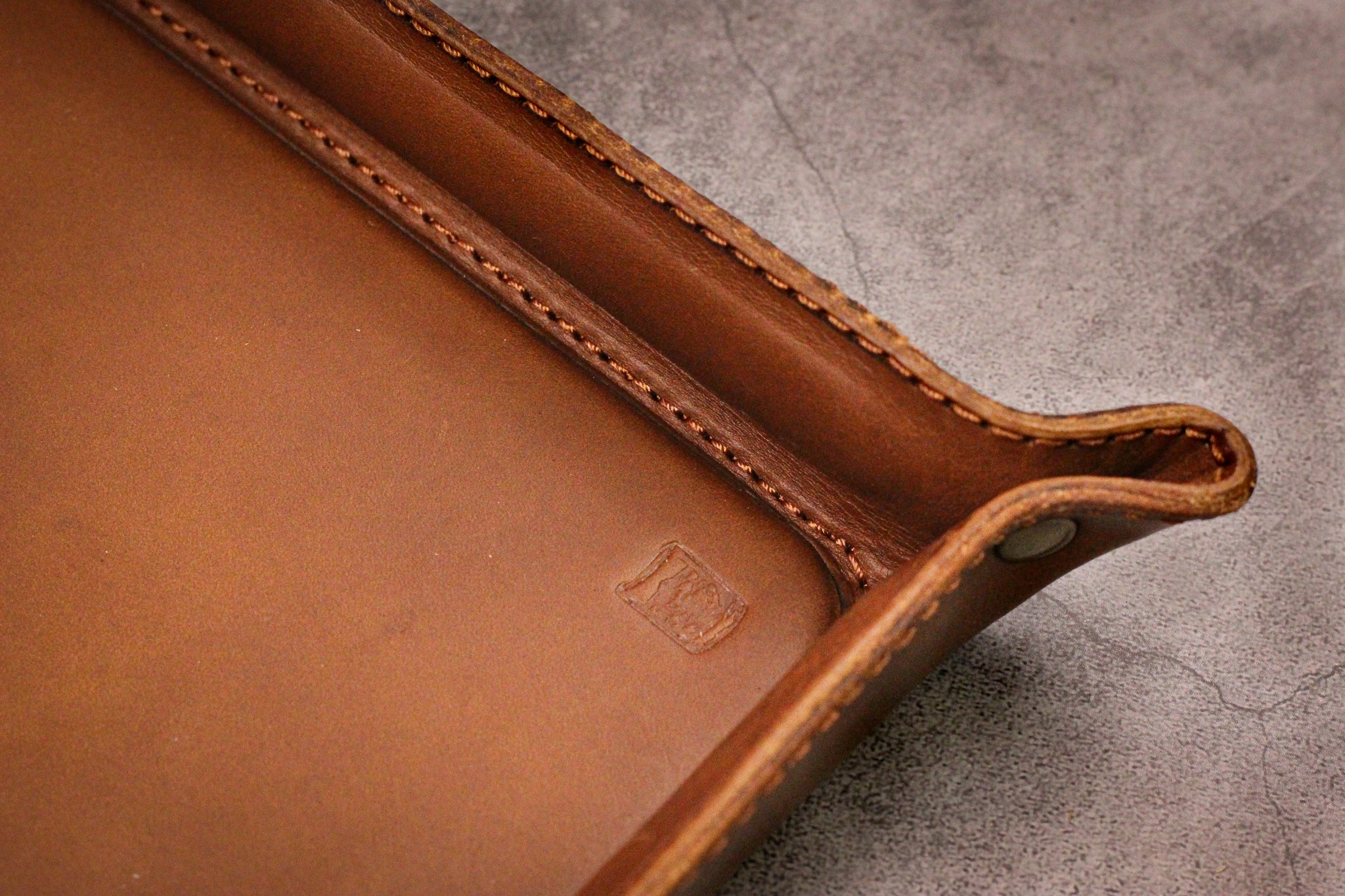 Luxury Leather Valet Tray - Walnut Minerva