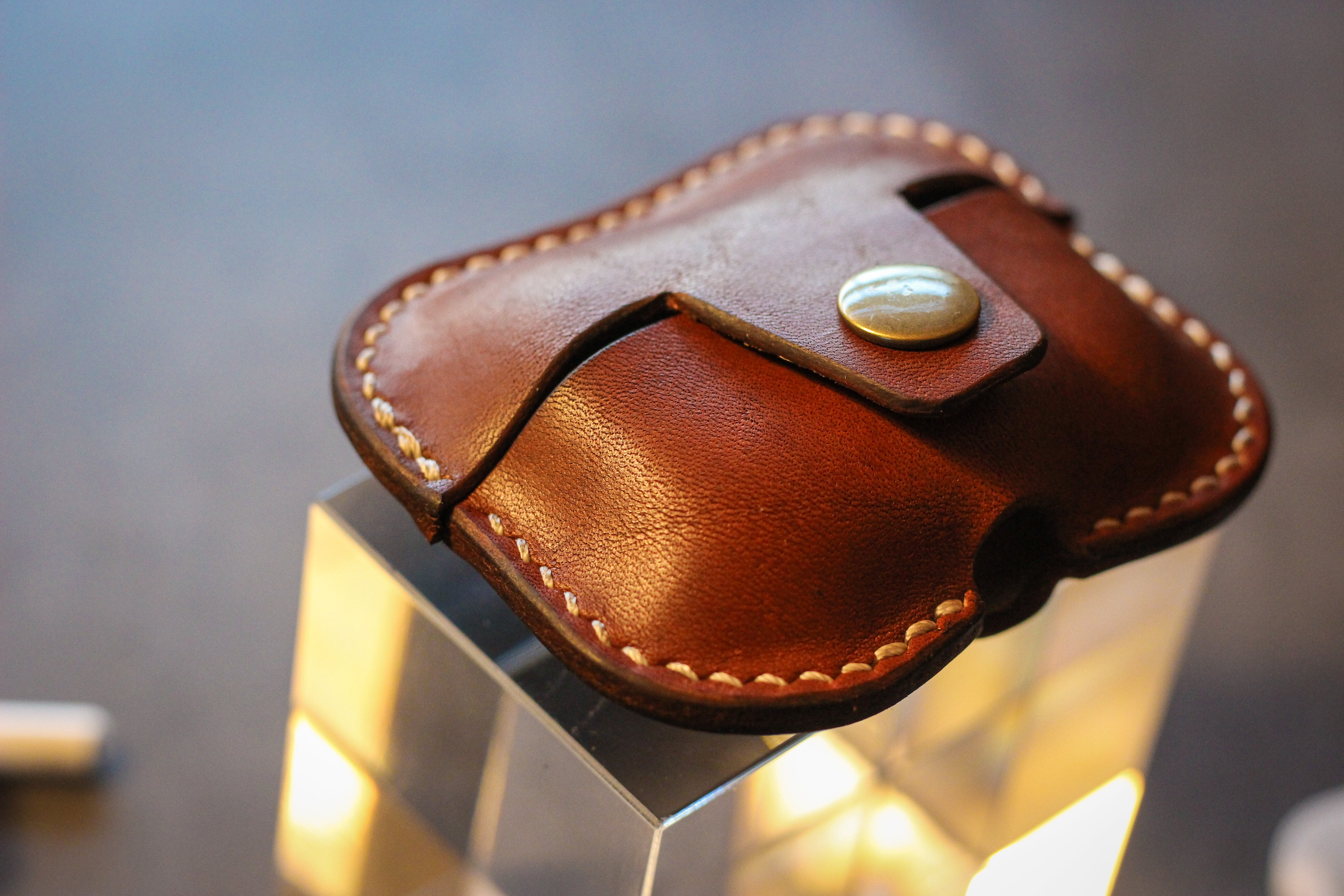 Leather AirPods Case - Walnut Minerva