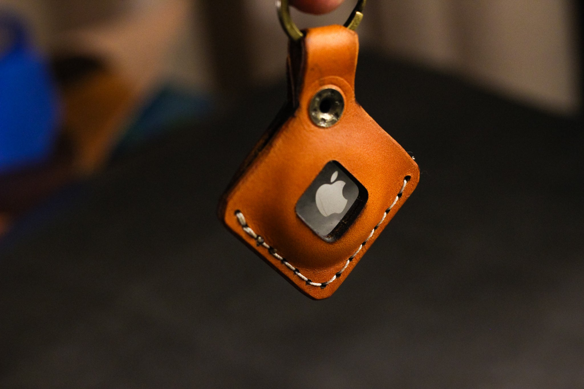 Leather AirTag Keychain - Olmo Minerva