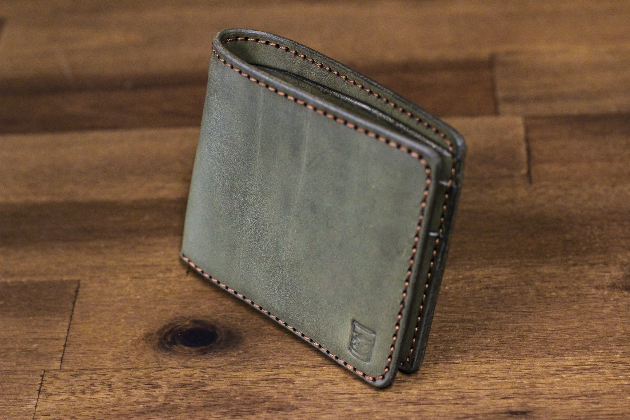 Leather 5 Pocket Wallet - Grey Minerva