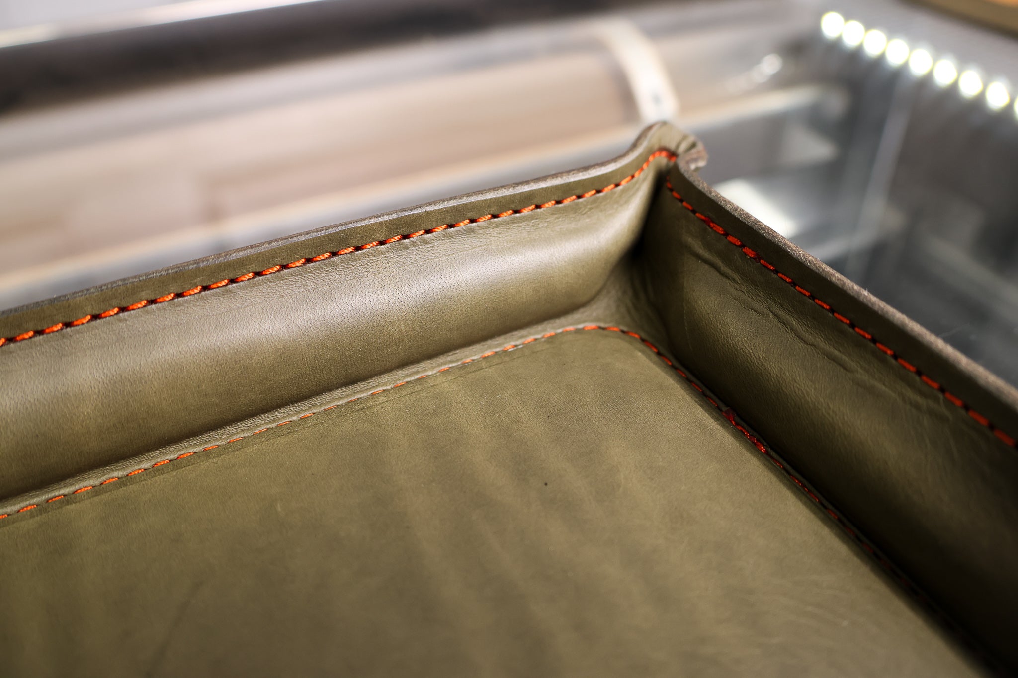 Luxury Leather Valet Tray - Grey Minerva