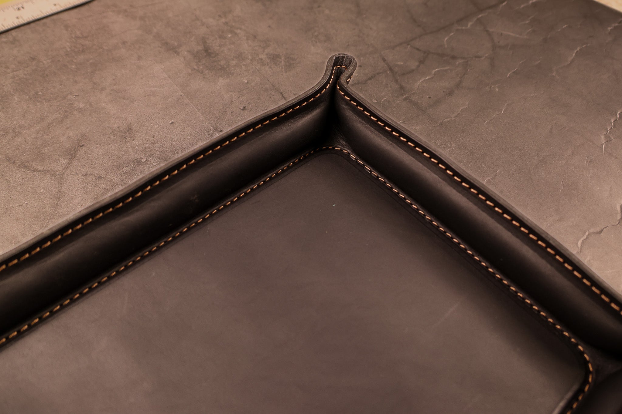 Luxury Leather Valet Tray - Black Balmoral