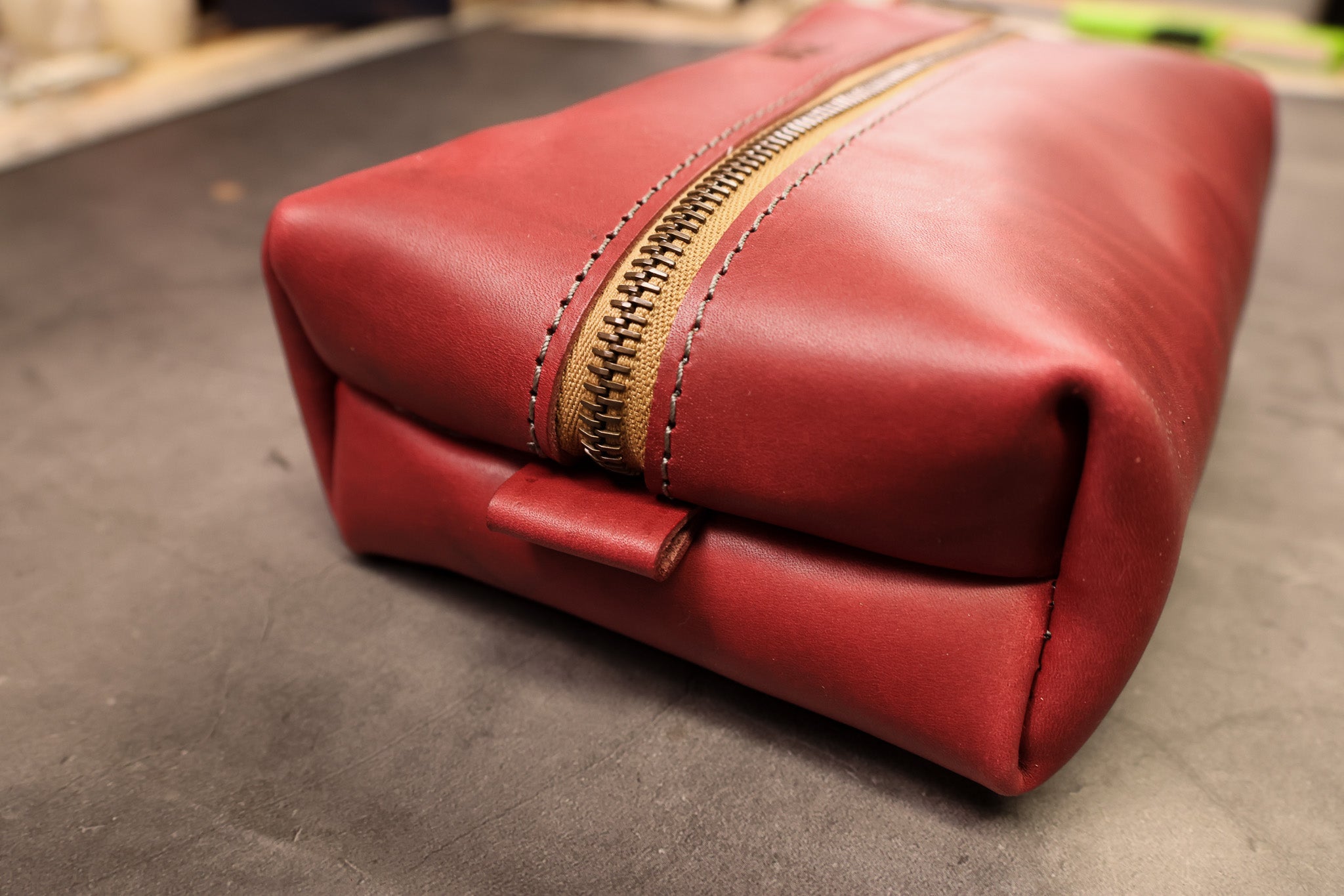 Leather Dopp Kit - Bordeaux Minerva