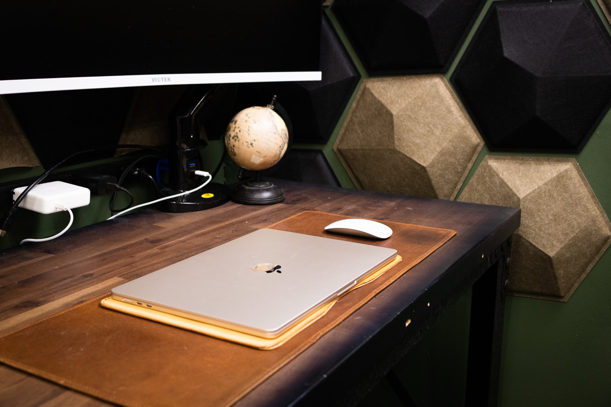 Leather MacBook Sleeve - Natural Minerva