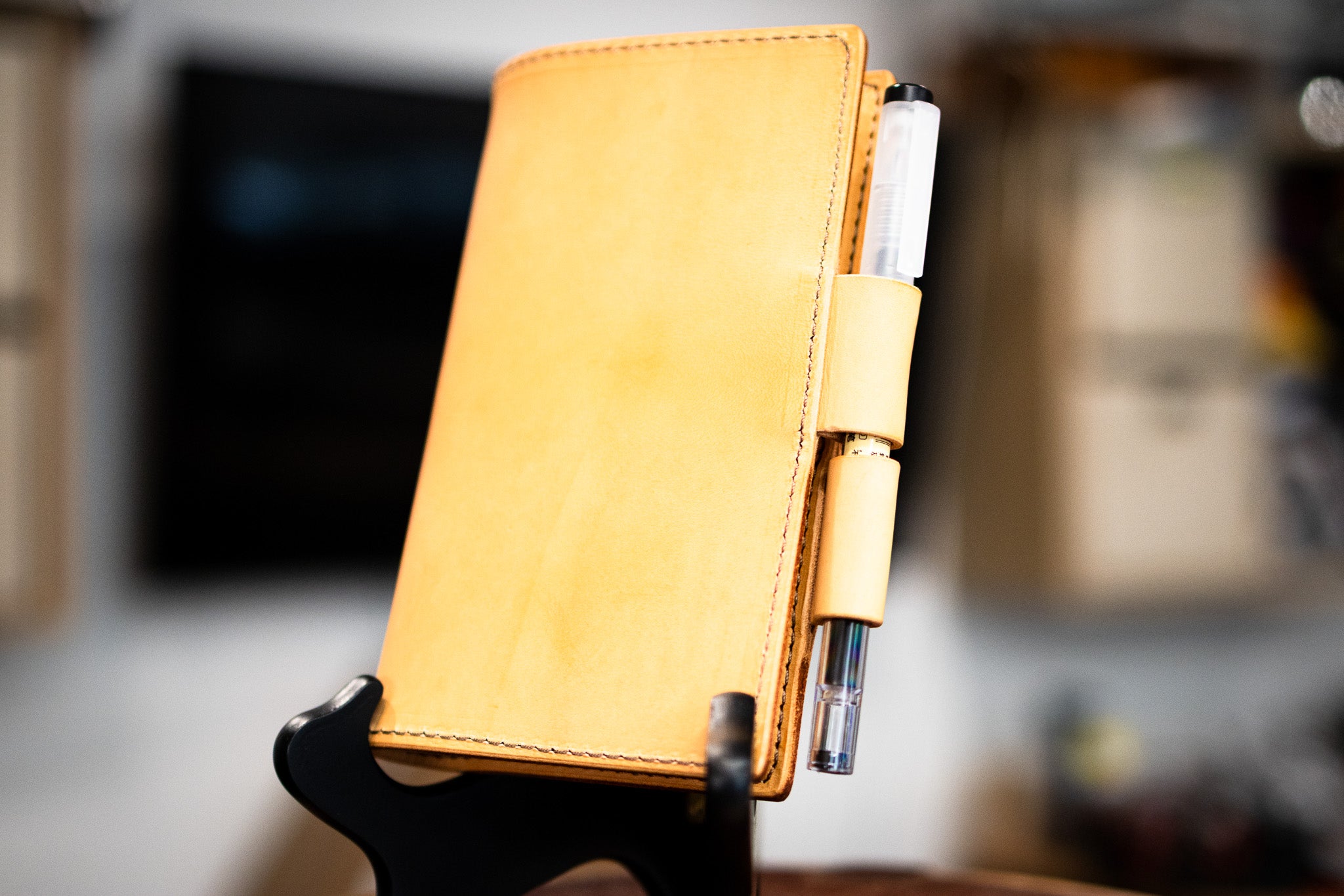 LEUCHTTURM1917 A6 Pocket Leather Notebook Cover Set - Natural Minerva