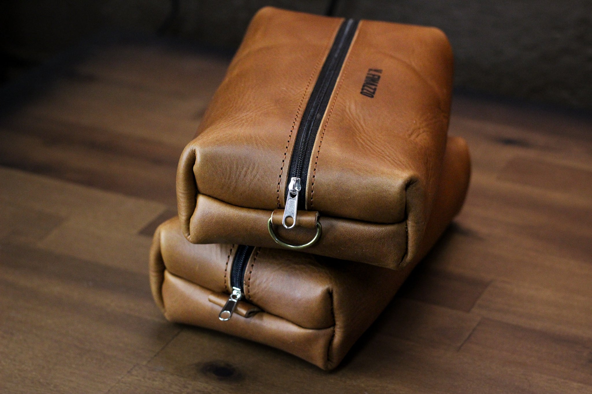 Leather Dopp Kit - Walnut Minerva