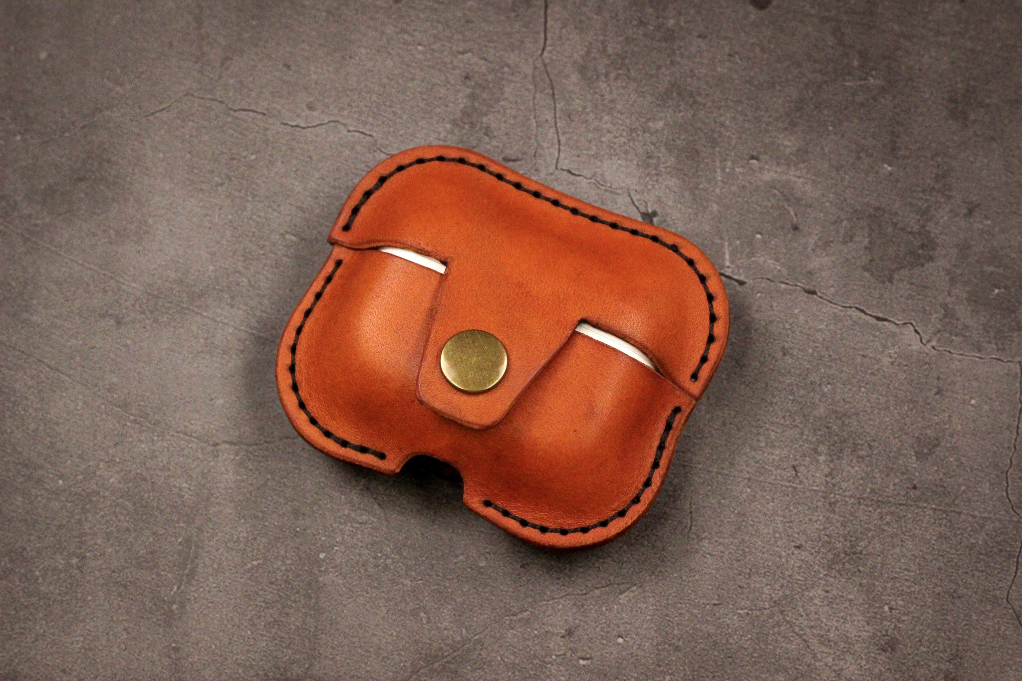 Leather AirPods Case - Olmo Minerva