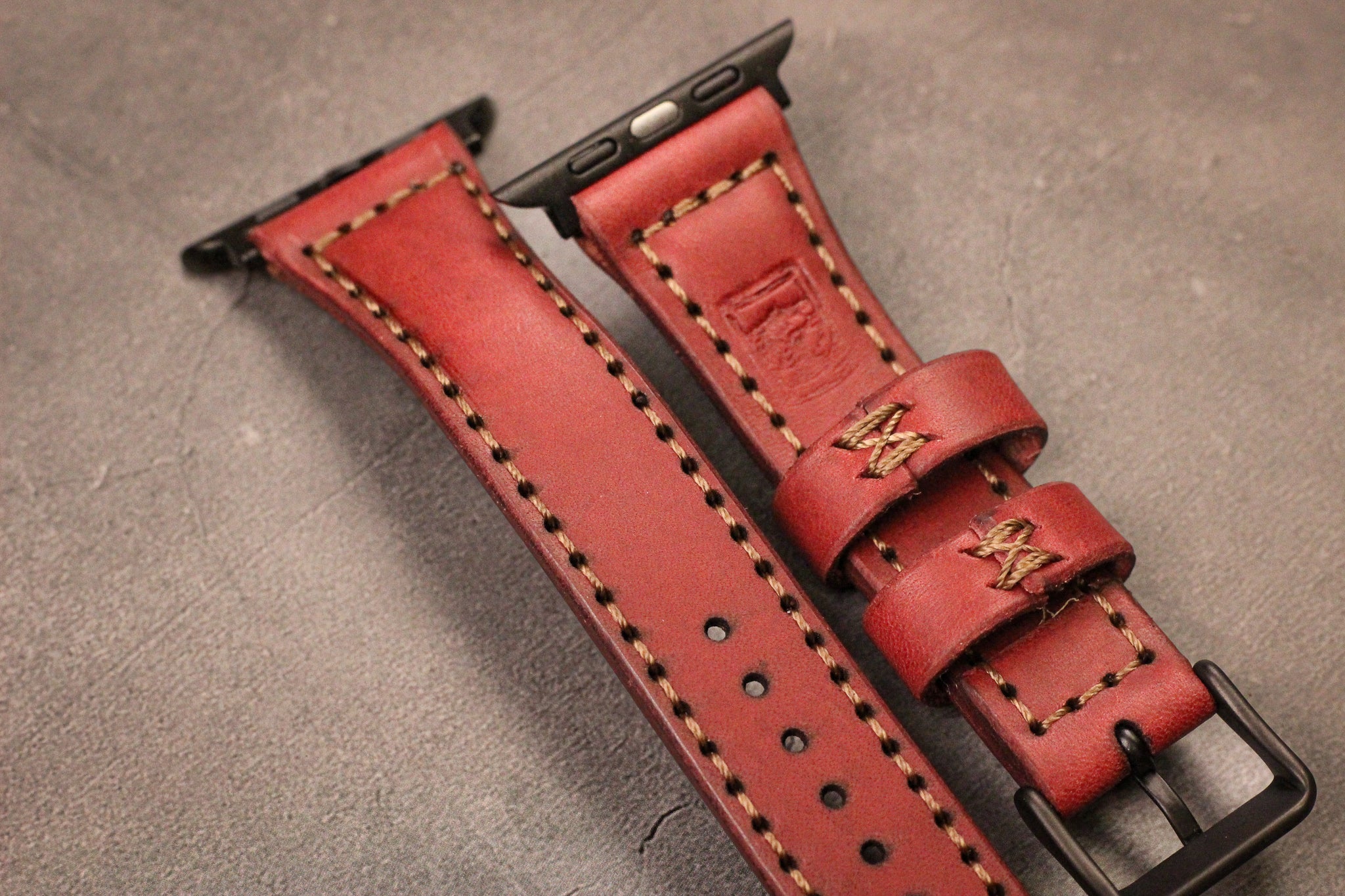 Classic Leather Apple Watch Band - Bordeaux Minerva