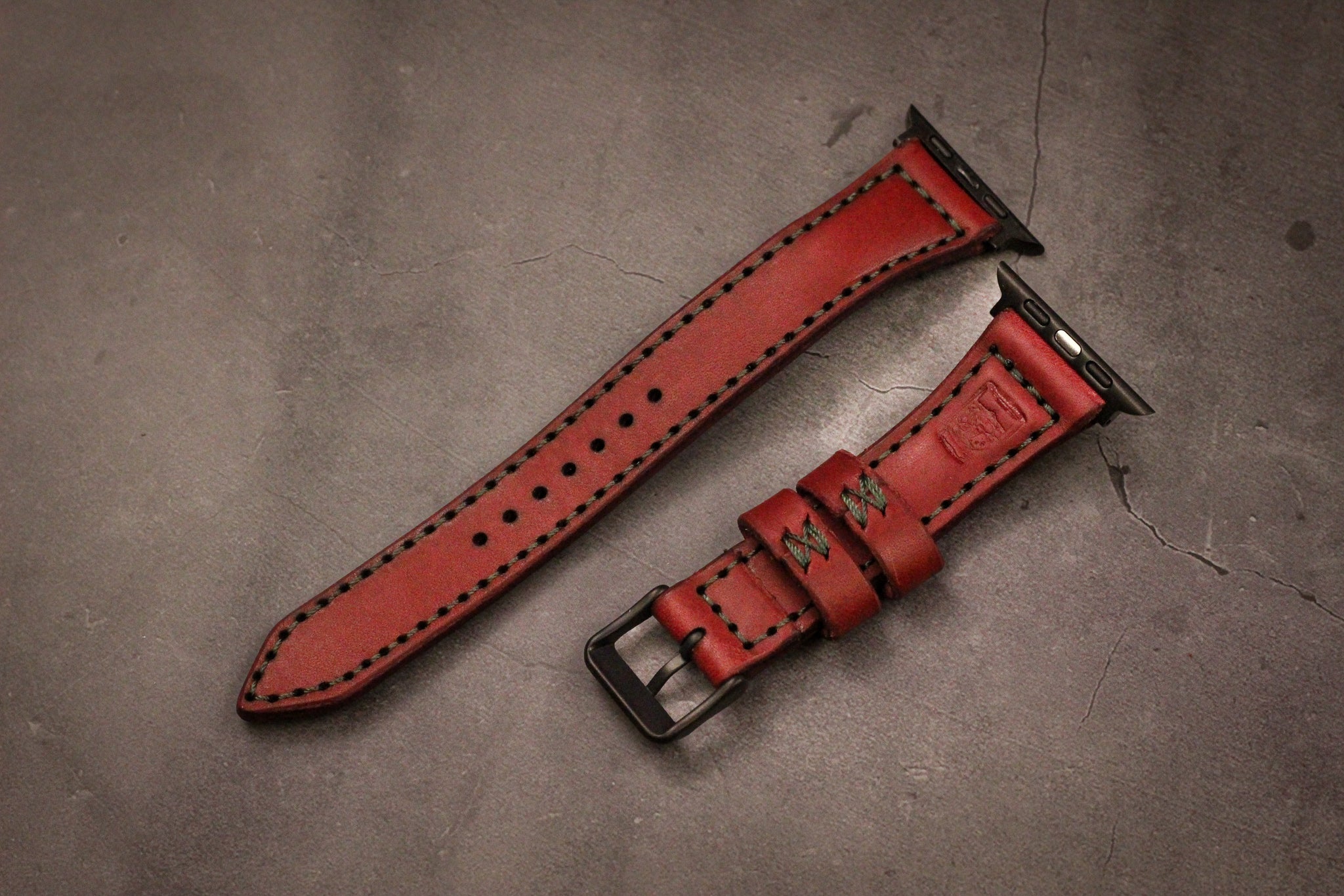 Classic Leather Apple Watch Band - Bordeaux Minerva