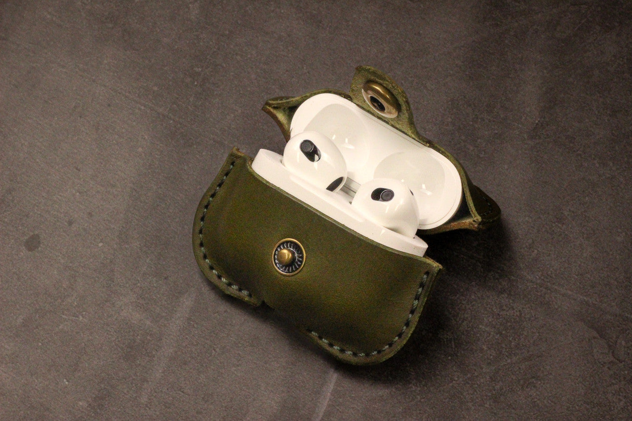 Leather AirPods 3 Case - Olive Green Minerva