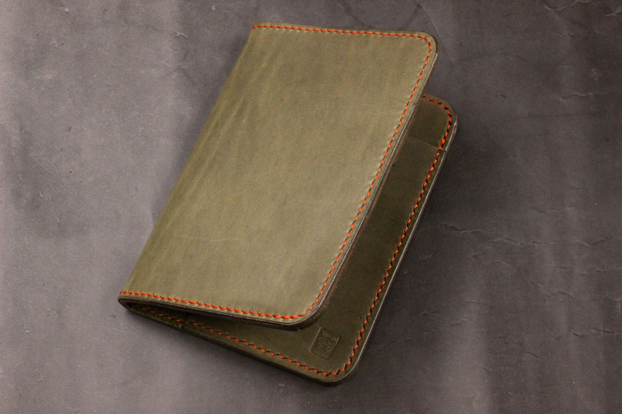 Leather Passport Wallet - Grey Minerva