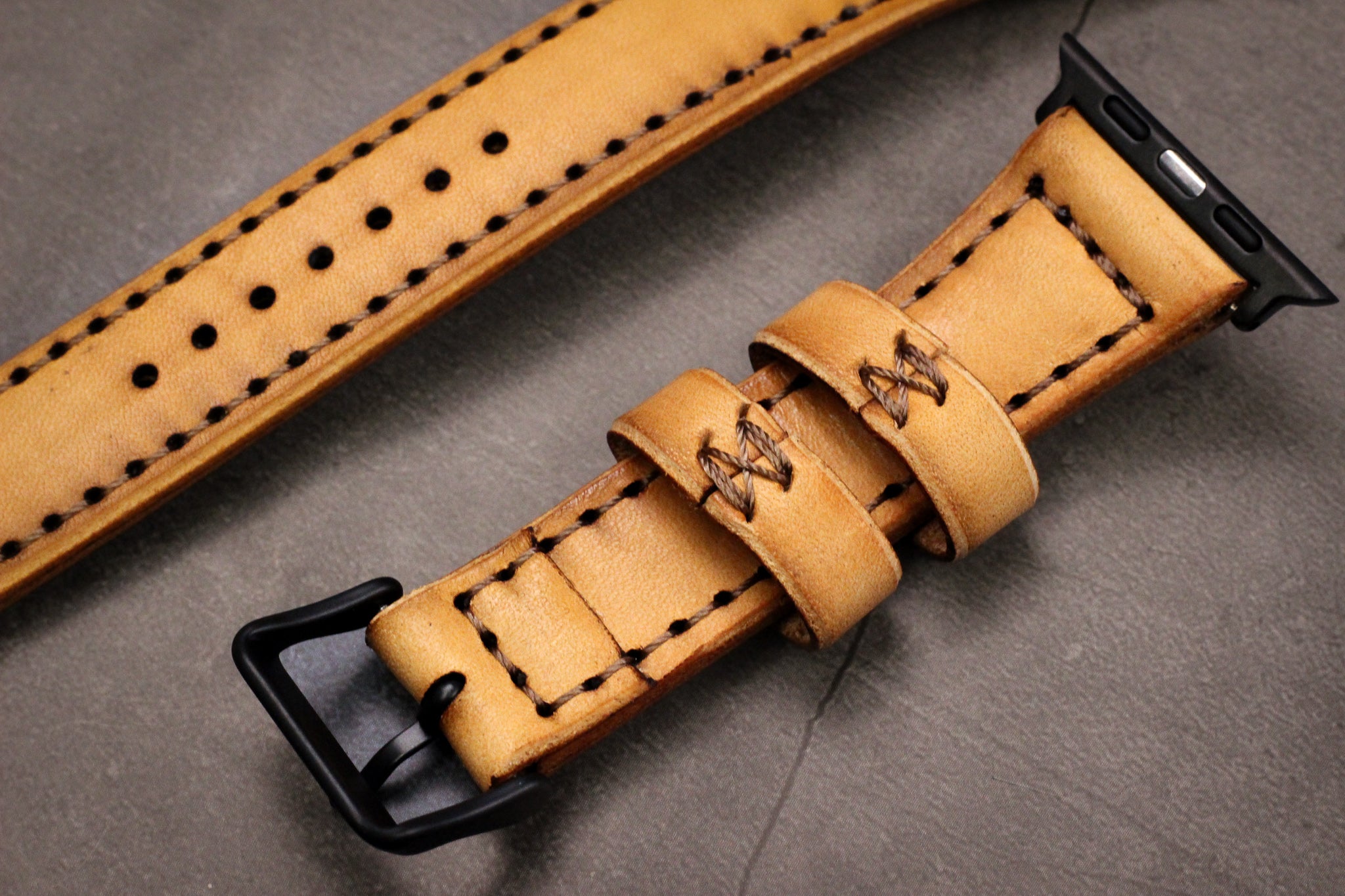 Classic Leather Apple Watch Band - Natural Minerva