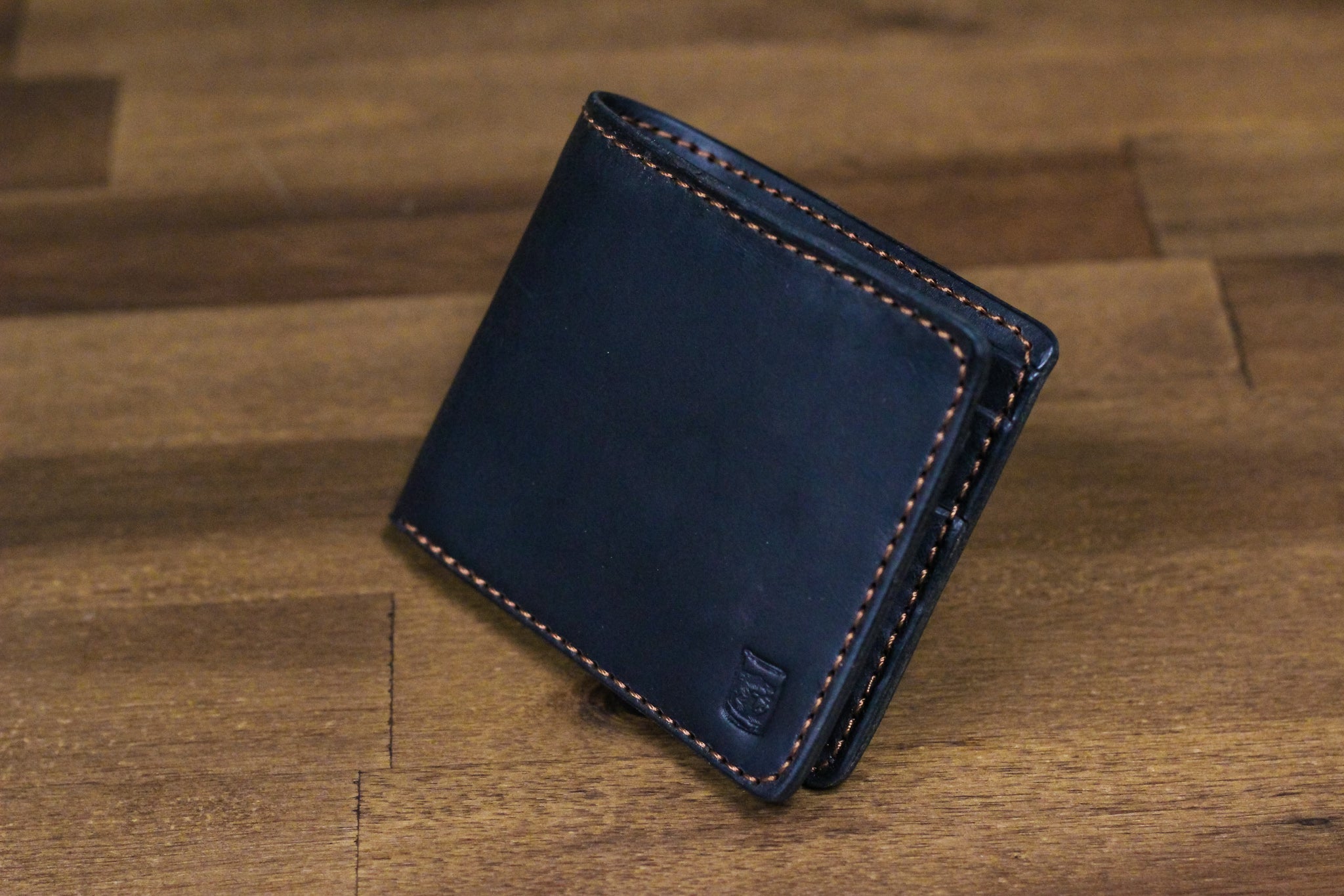 Leather 5 Pocket Wallet - Black Minerva