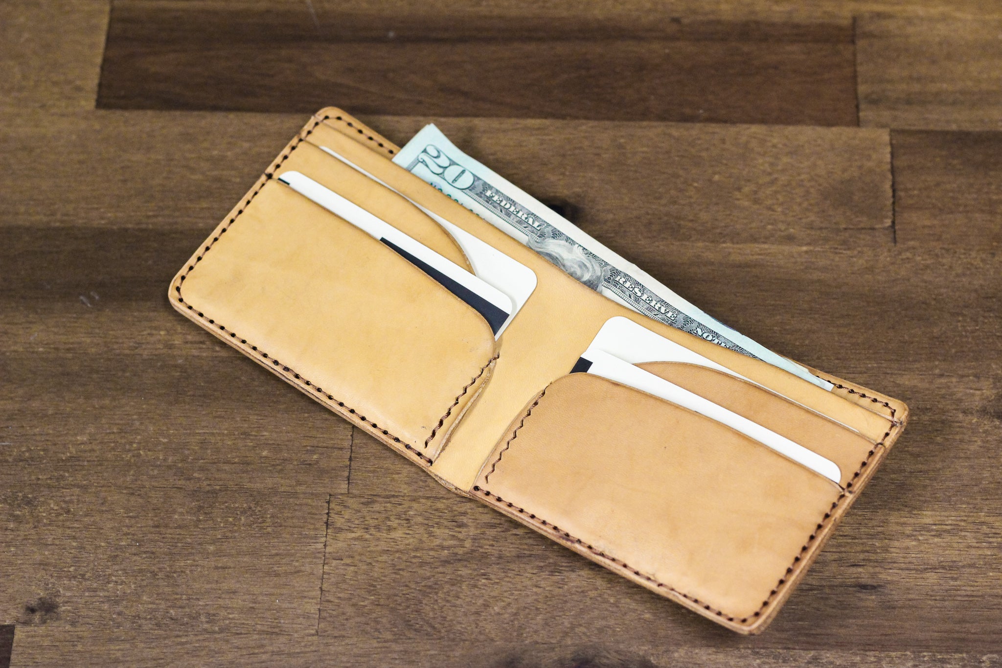 Leather 5 Pocket Wallet - Natural Minerva
