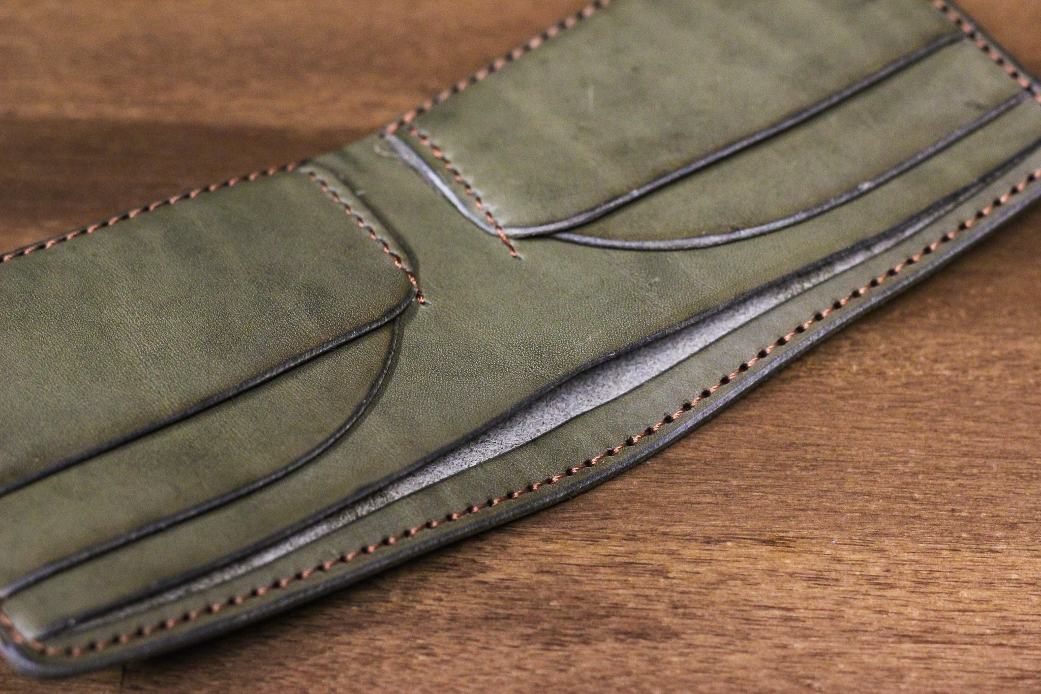 Leather 5 Pocket Wallet - Grey Minerva