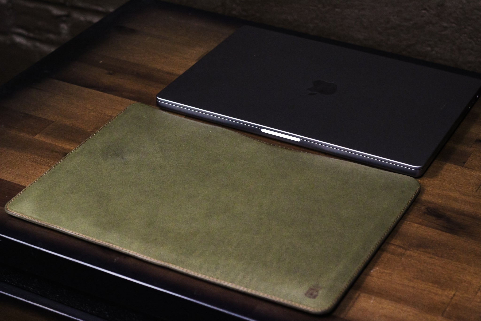 Leather MacBook Sleeve - Grey Minerva